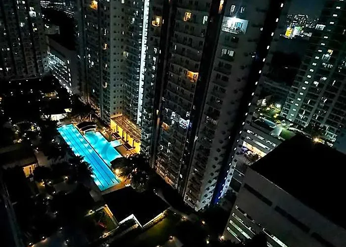 Modern 1br With Balcony And 100mbps Wifi Manila